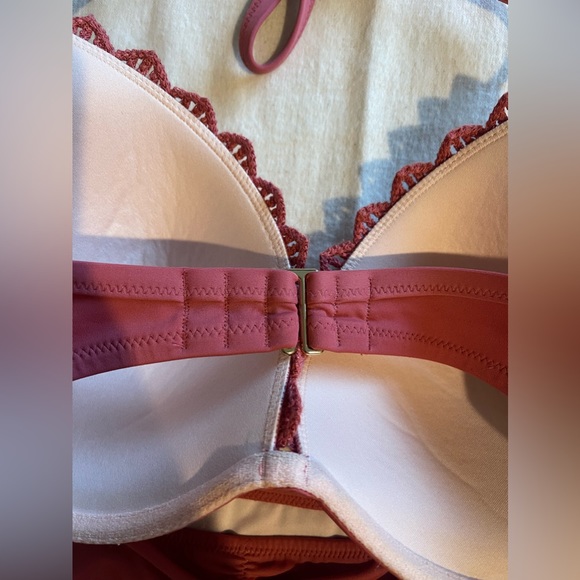 Shade & Shore Mauve crochet bra bikini top with matching bottoms - Picture 4 of 9